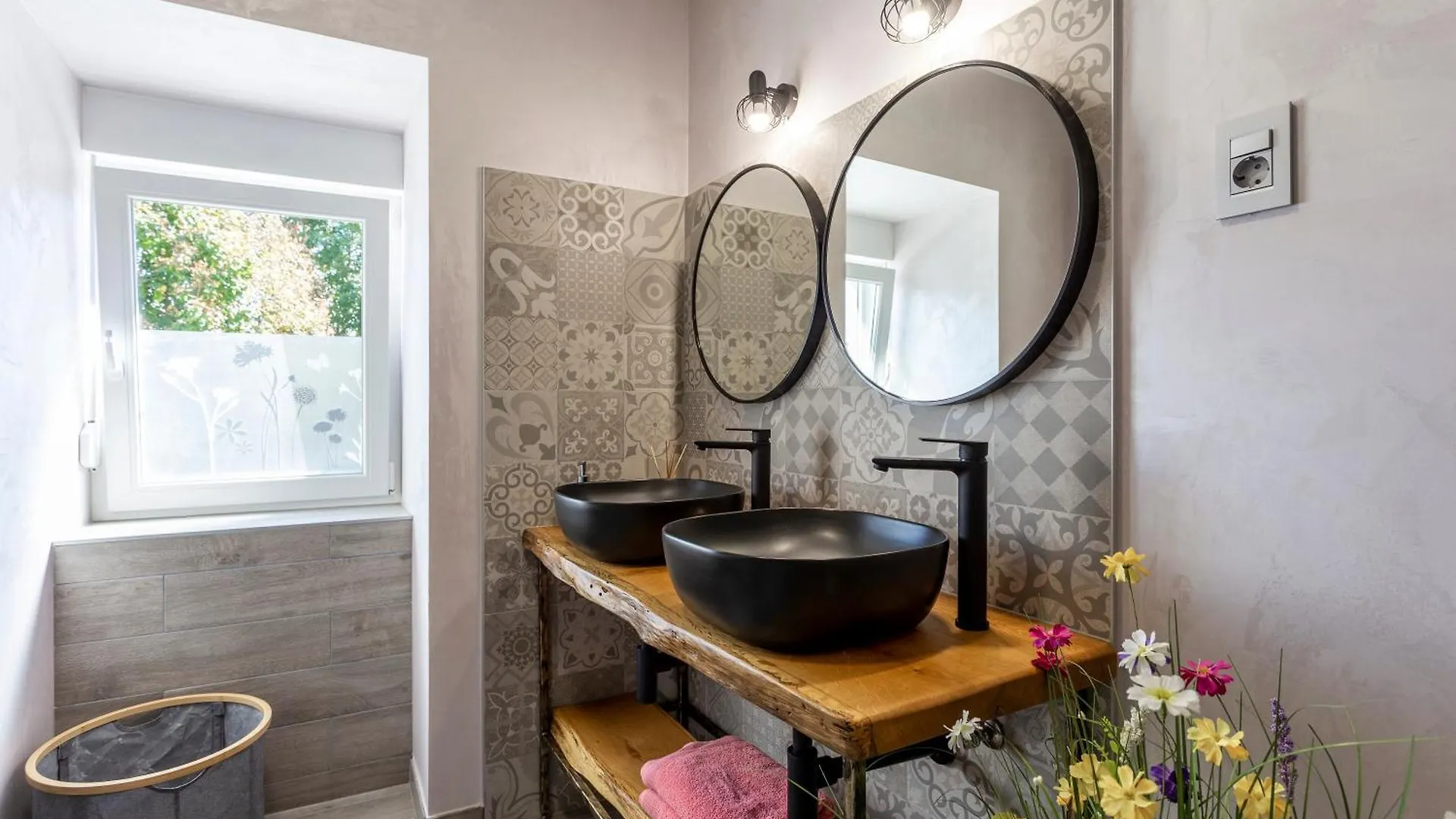 Holiday Apartment Anna In Lokve
